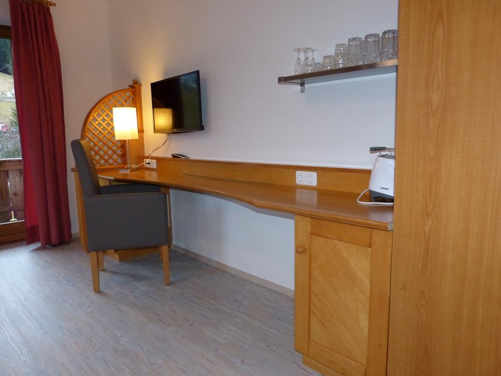 Appartements Alpenland Lermoos Phòng bức ảnh