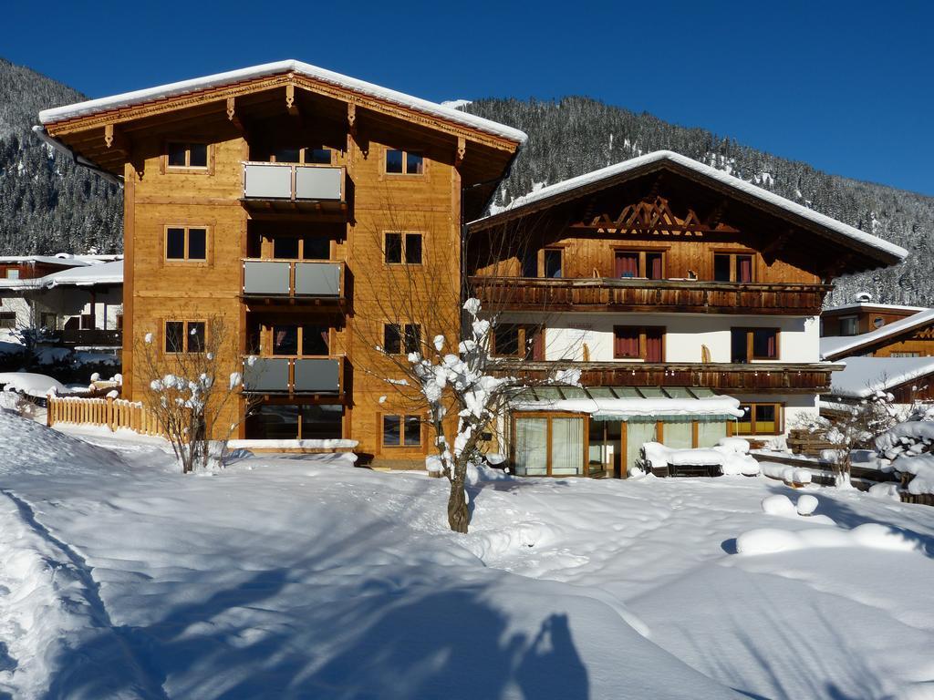 Appartements Alpenland Lermoos Ngoại thất bức ảnh