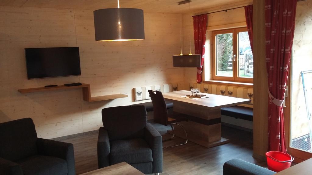 Appartements Alpenland Lermoos Phòng bức ảnh
