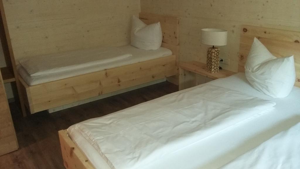 Appartements Alpenland Lermoos Phòng bức ảnh